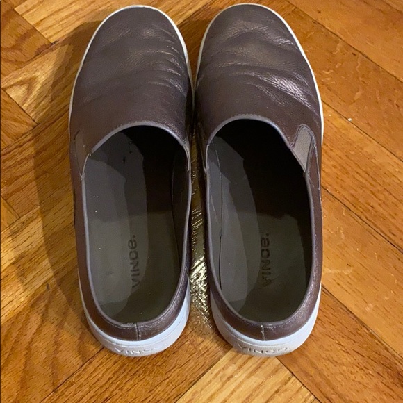 Vince bronze slip on sneaker - Picture 4 of 5